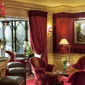 Chambiges Elysées Hotel