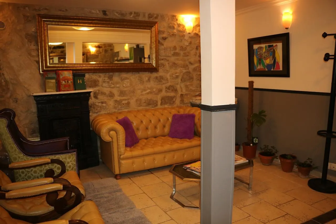 Gry hotel de Clermont París