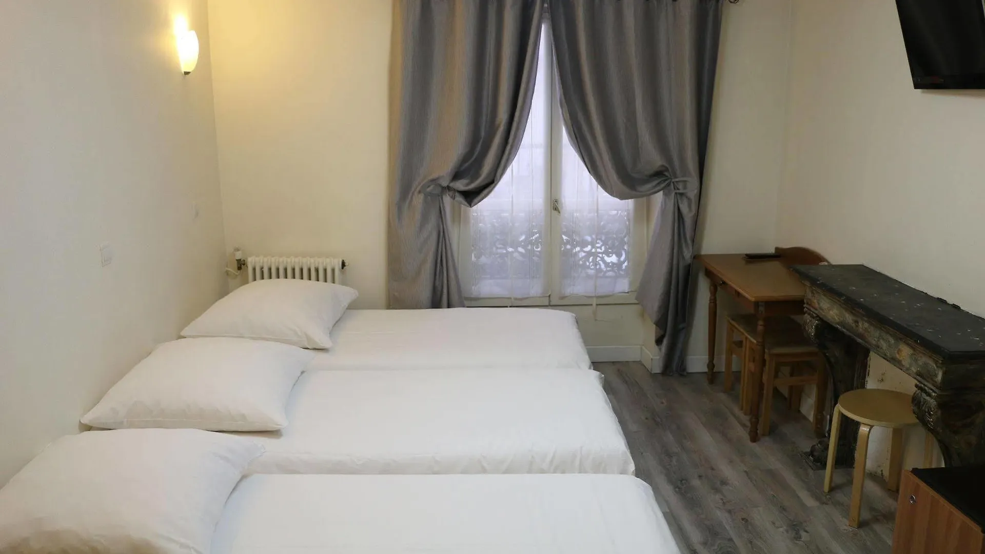 Grand Hotel De Clermont Paris
