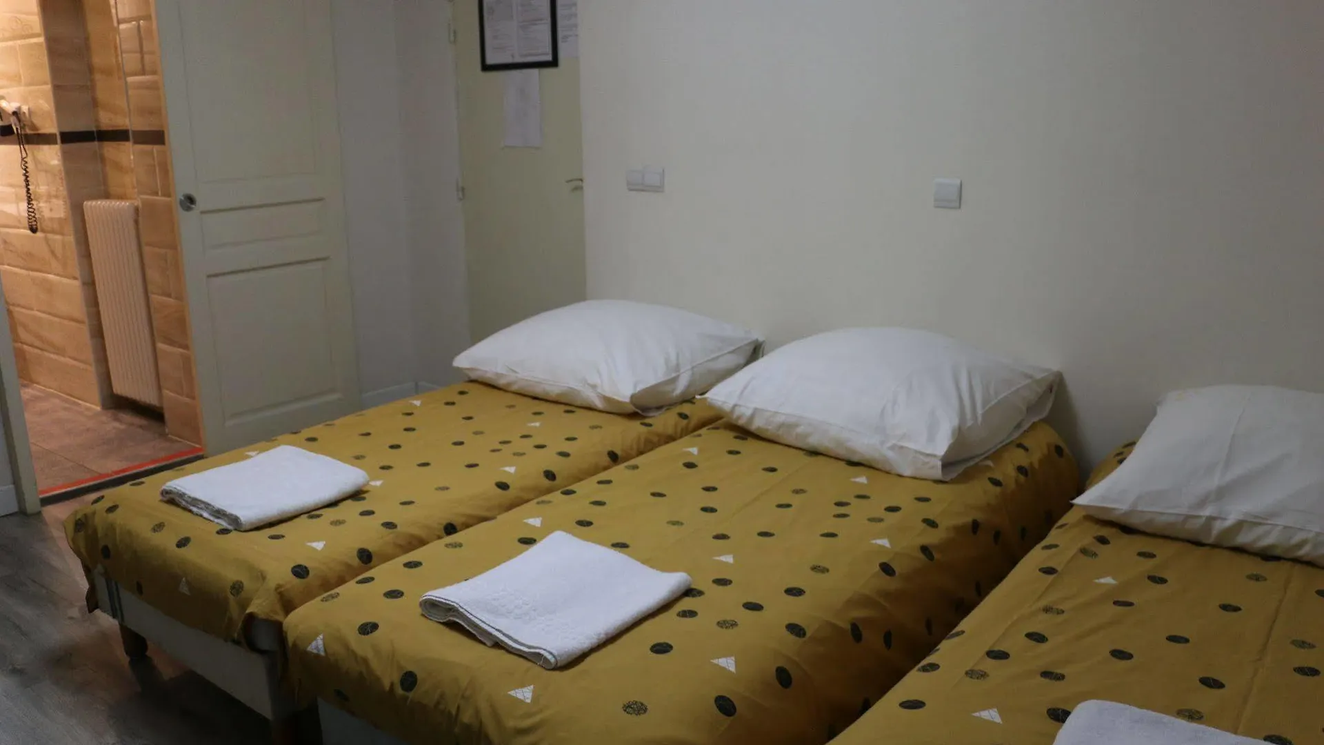 **  Grand Hotel De Clermont Paris France